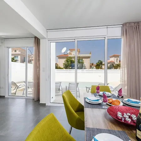 Villa Bay #14 Protaras